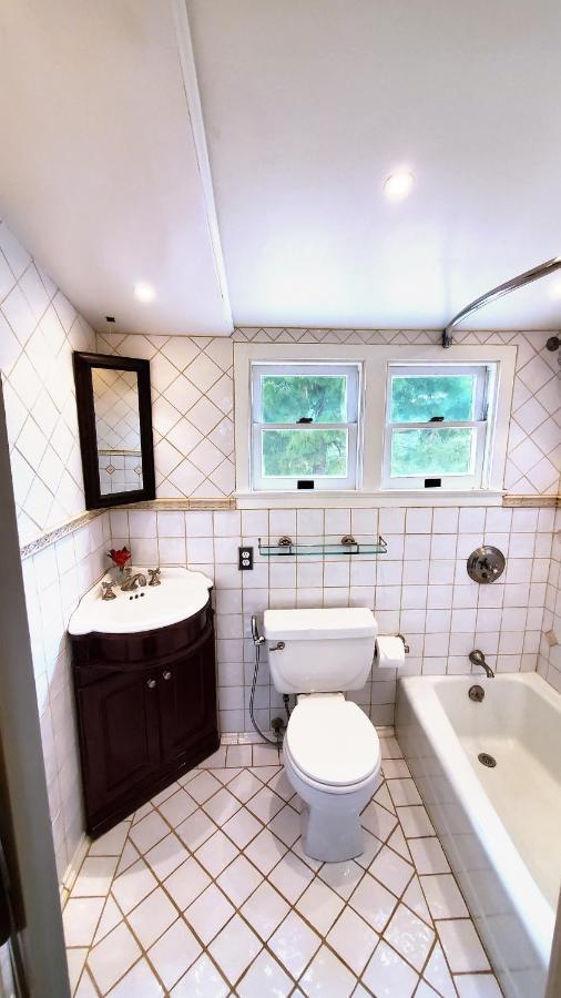 Double Room Private Bathroom